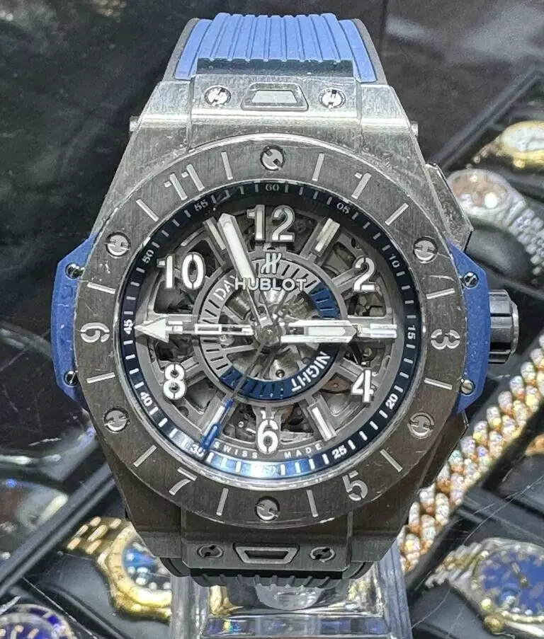 Hublot Big Bang Unico GMT Reloj automático de titanio 471.NX.7112.RX